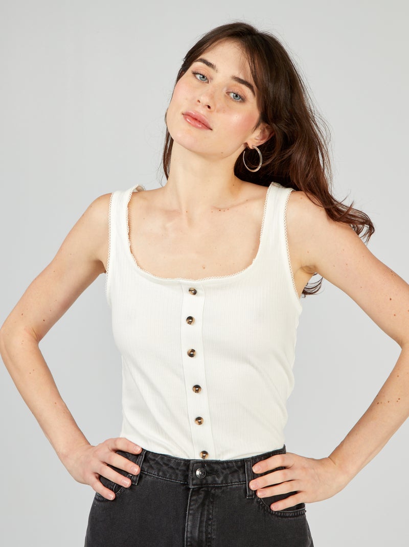 Top com botões BRANCO - Kiabi