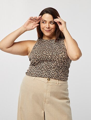 Top com cavas americanas