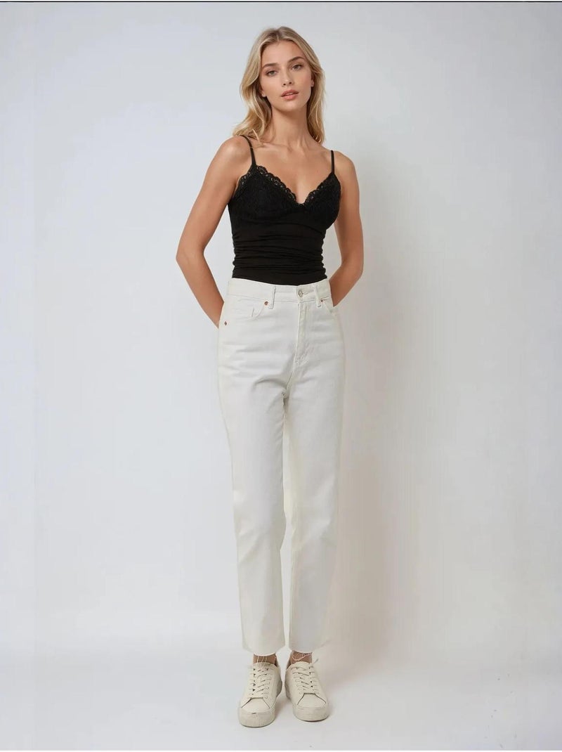 Top com decote em v e detalhes em renda hiccup Preto - Kiabi