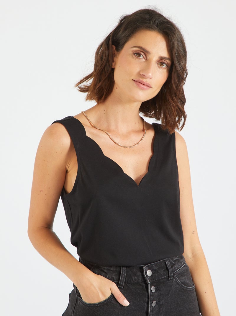 Top com gola de fantasia PRETO - Kiabi