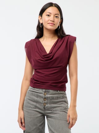 Top com gola drapeada sem mangas