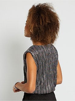 Top com ombreiras de efeito lamé - Kiabi