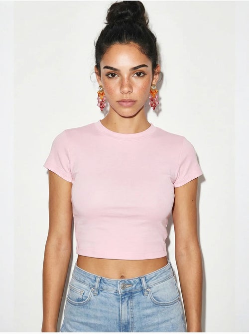 Top cropped feminino slim fit em algodão e lycra lucci - Kiabi Top cropped feminino slim fit em algodão e lycra lucci - Kiabi
