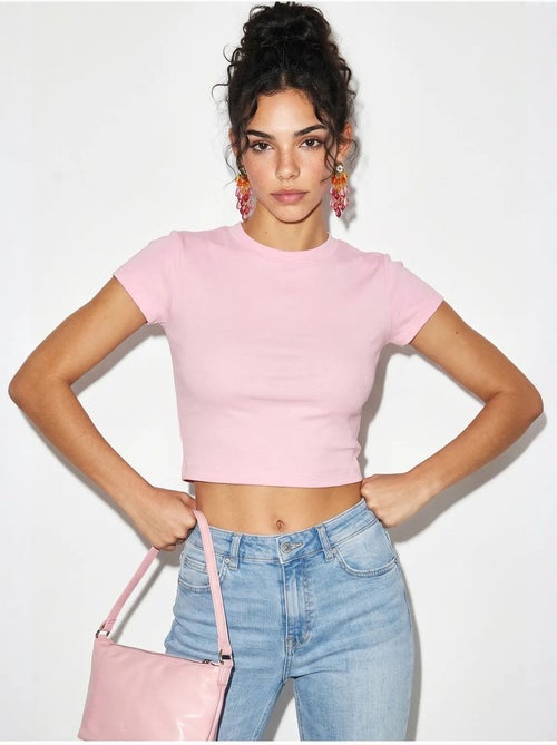 Top cropped feminino slim fit em algodão e lycra lucci - Kiabi Top cropped feminino slim fit em algodão e lycra lucci - Kiabi