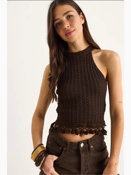 Top curto ajustado texturizado decote halter lucci - Kiabi