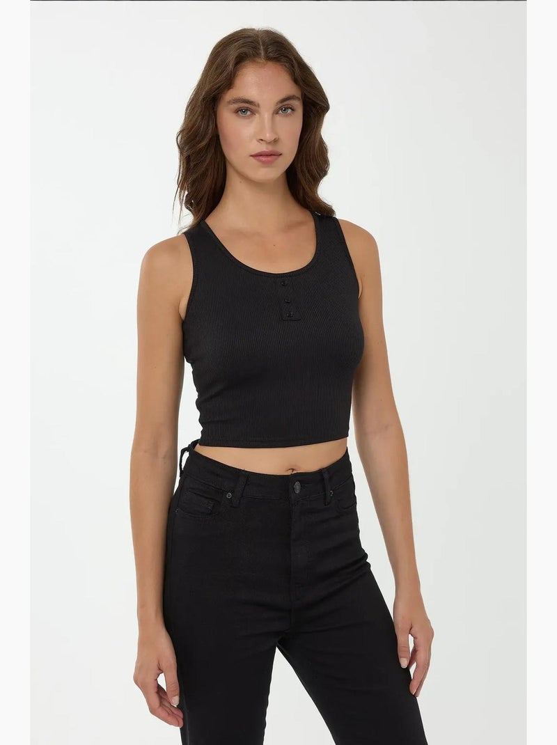 Top curto básico com botões e detalhes hiccup Preto - Kiabi