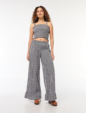 Top curto com favos de mel e quadrados vichy