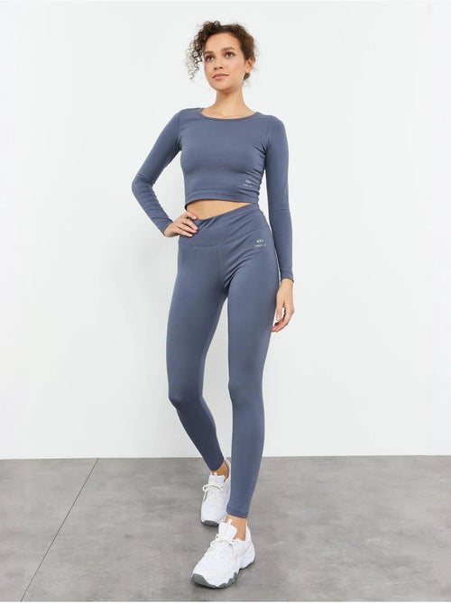 Top curto slim fit de manga comprida tommy - Kiabi Top curto slim fit de manga comprida tommy - Kiabi