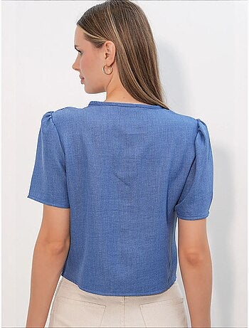 Top curto texturizado em mistura de linho com decote em v bdart