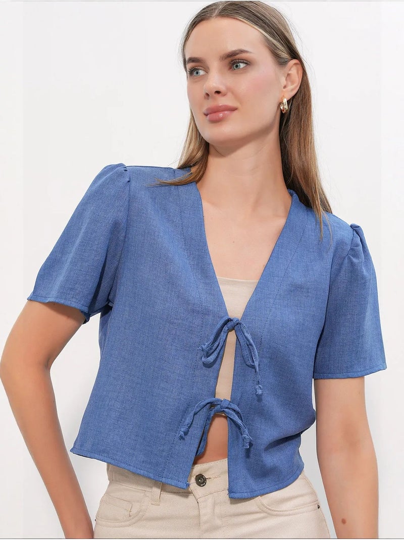 Top curto texturizado em mistura de linho com decote em v bdart Azul - Kiabi