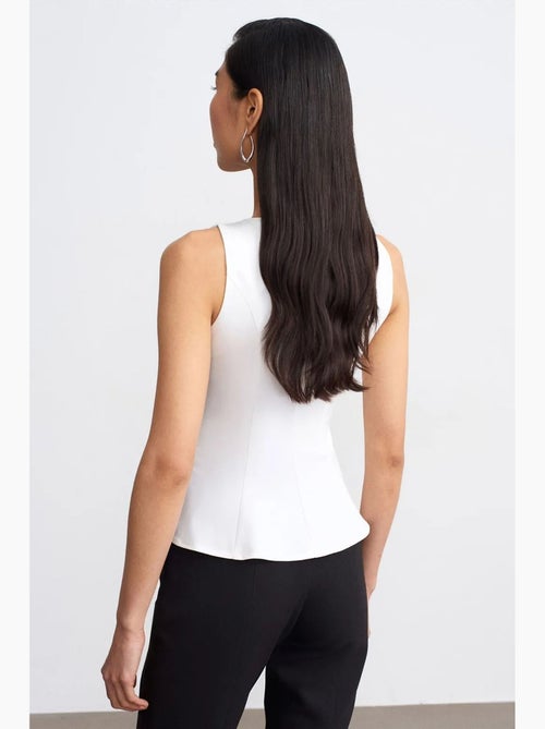 Top de alças em crepe com peplum dilvin - Kiabi Top de alças em crepe com peplum dilvin - Kiabi
