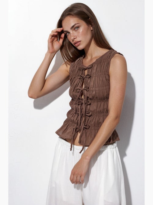 Top de alças franzido com laços hiccup - Kiabi Top de alças franzido com laços hiccup - Kiabi