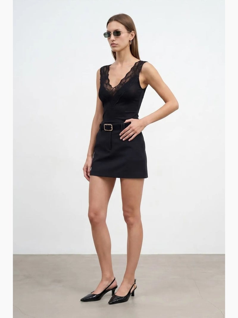 Top de alças justo em renda dilvin Preto - Kiabi