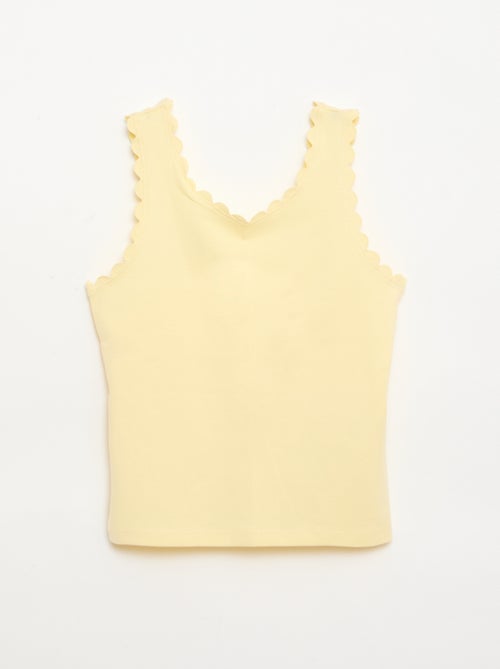 Top de alças liso com bordas onduladas - Kiabi