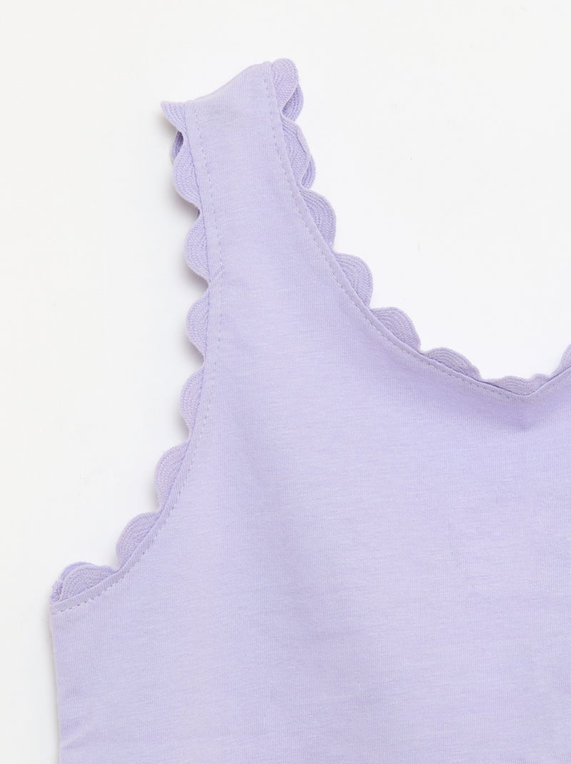 Top de alças liso com bordas onduladas Violeta - Kiabi