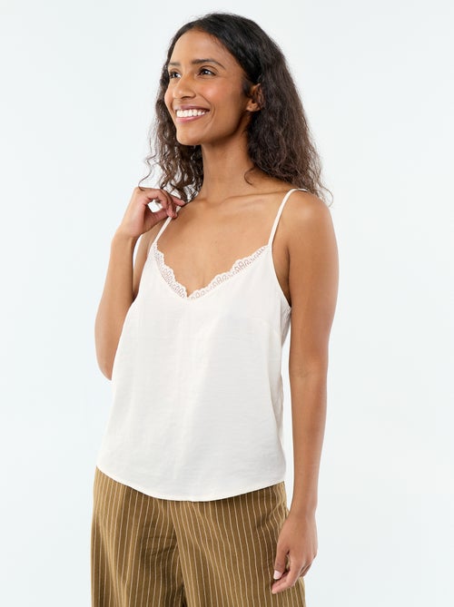 Top de cetim com renda - Kiabi