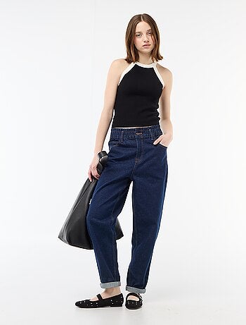 Top de malha com cavas americanas