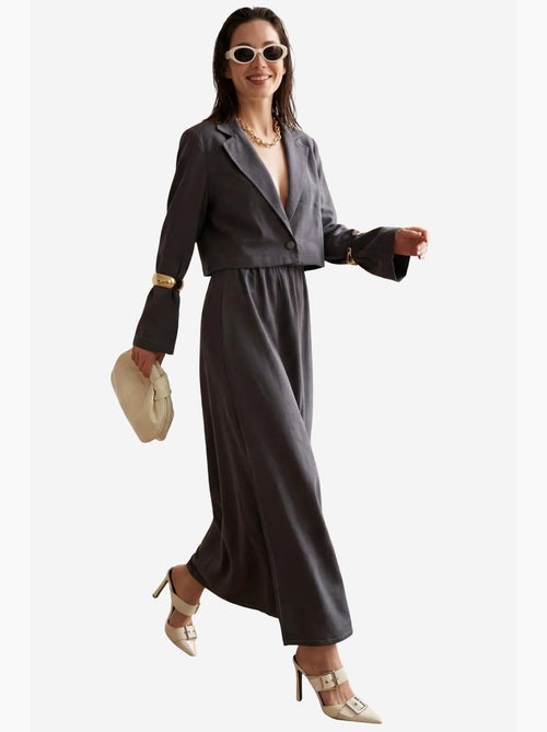 Top de manga comprida com botões e saia maxi conjunto de duas peças my fashion - Kiabi Top de manga comprida com botões e saia maxi conjunto de duas peças my fashion - Kiabi