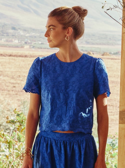 Top de mangas curtas com bordado inglês em algodão liso - Kiabi