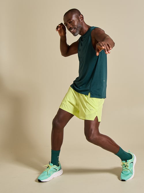 Top desportivo - (ekstract) - Kiabi Top desportivo - (ekstract) - Kiabi