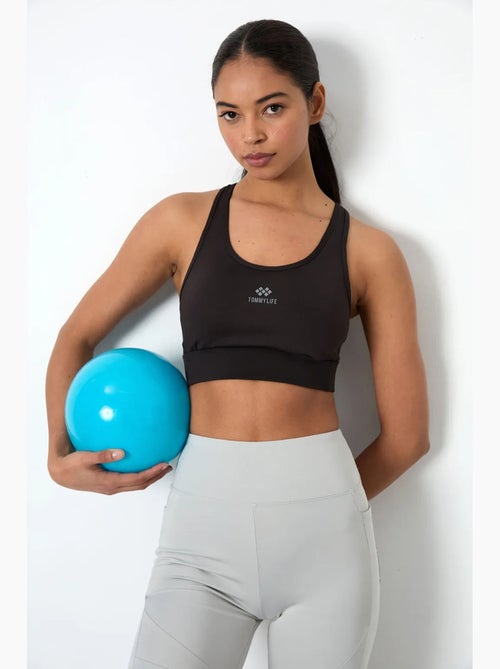 Top desportivo crop justo sem mangas tommy - Kiabi Top desportivo crop justo sem mangas tommy - Kiabi