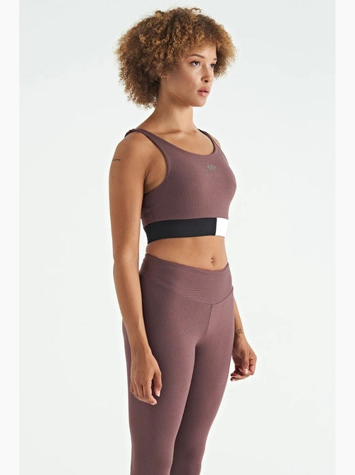 Top desportivo crop sem mangas com blocos de cor tommy - Kiabi Top desportivo crop sem mangas com blocos de cor tommy - Kiabi