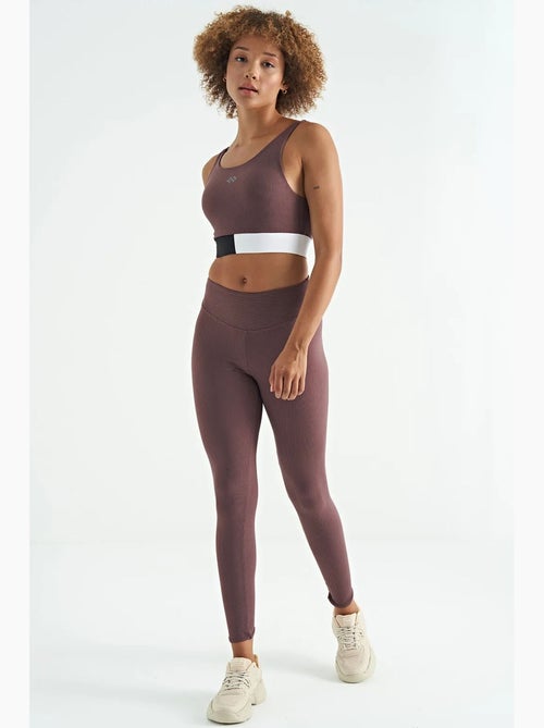 Top desportivo crop sem mangas com blocos de cor tommy - Kiabi Top desportivo crop sem mangas com blocos de cor tommy - Kiabi