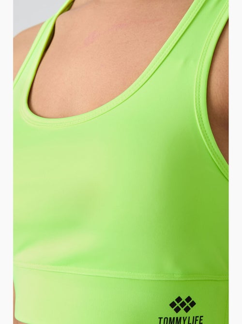 Top desportivo curto justo sem mangas tommy - Kiabi Top desportivo curto justo sem mangas tommy - Kiabi
