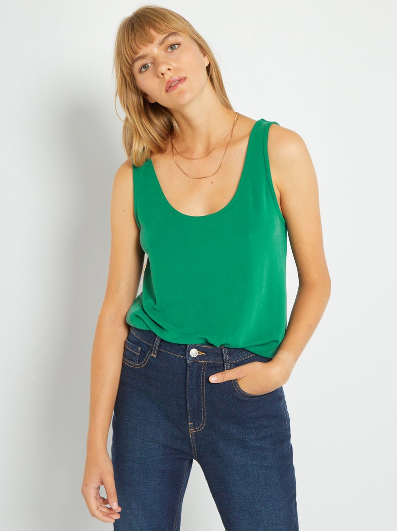 Top em material suave VERDE - Kiabi