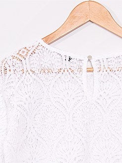 Top em renda ajurada - Kiabi