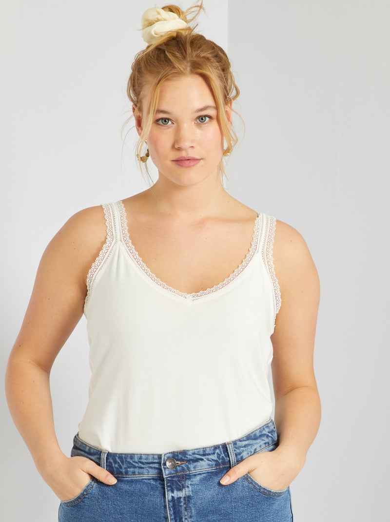 Top em renda Branco - Kiabi