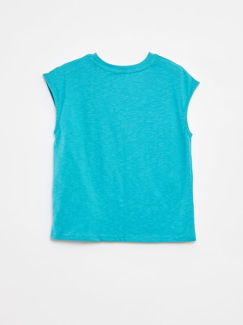 Top estilo largo com recorte frontal - Kiabi