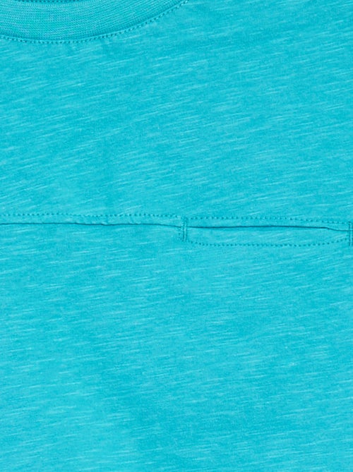 Top estilo largo com recorte frontal - Kiabi