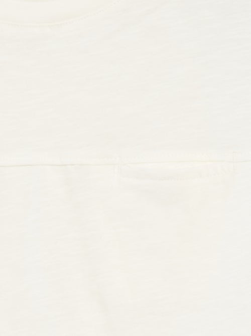 Top estilo largo com recorte frontal - Kiabi