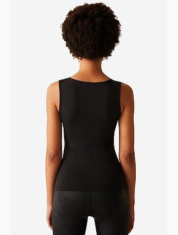 Top feminino com decote quadrado penti