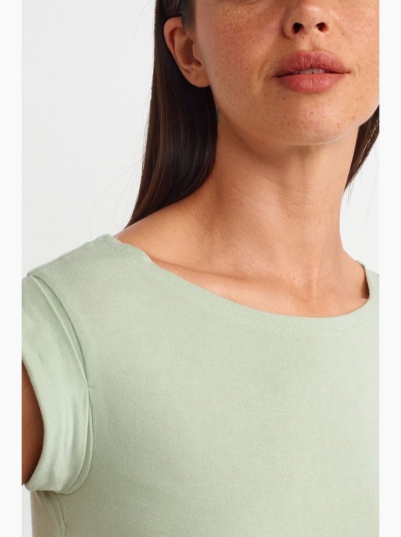Top justo com decote barco dilvin Verde menta - Kiabi