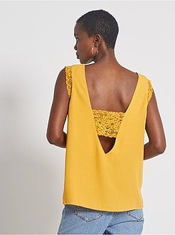 Top lingerie com pormenores em renda - Kiabi