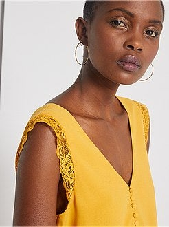 Top lingerie com pormenores em renda - Kiabi