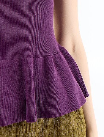 Top peplum em malha canelada