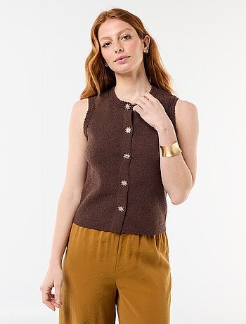 Top sem mangas com botões dourados