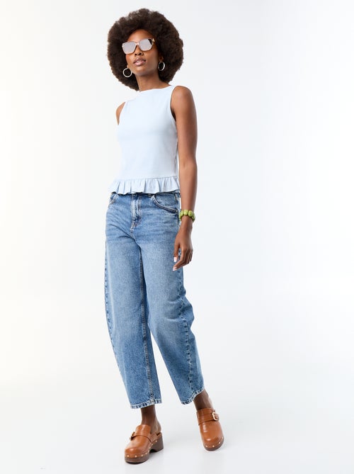 Top sem mangas com gola barco e bainha com folhos - Kiabi