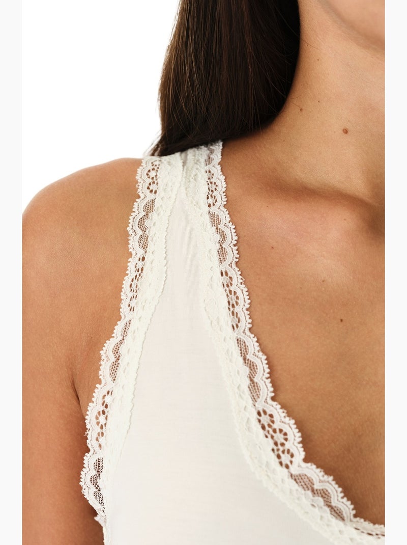 Top sem mangas detalhes renda penti Branco sujo - Kiabi