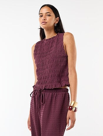 Top smockado sem mangas