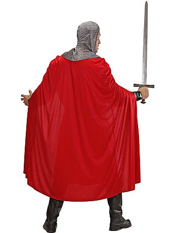 Traje de Cavaleiro Cruzado com Capa