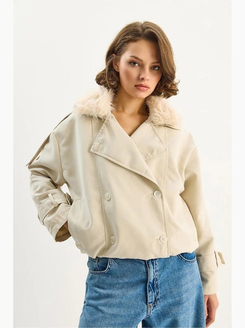 Trench coat com gola em pelo sintético lucci - Kiabi Trench coat com gola em pelo sintético lucci - Kiabi