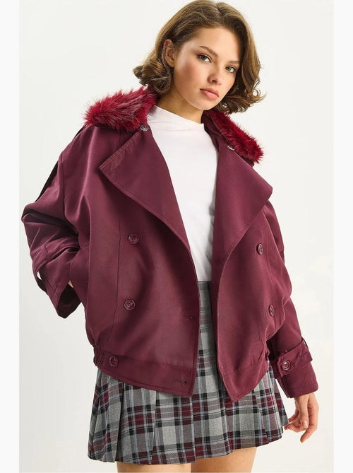 Trench coat com gola em pelo sintético lucci - Kiabi Trench coat com gola em pelo sintético lucci - Kiabi