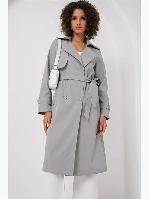 Trench coat comprido com cinto e manga comprida bdart - Kiabi Trench coat comprido com cinto e manga comprida bdart - Kiabi
