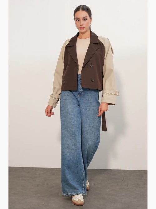Trench coat curto com cinto bdart - Kiabi Trench coat curto com cinto bdart - Kiabi