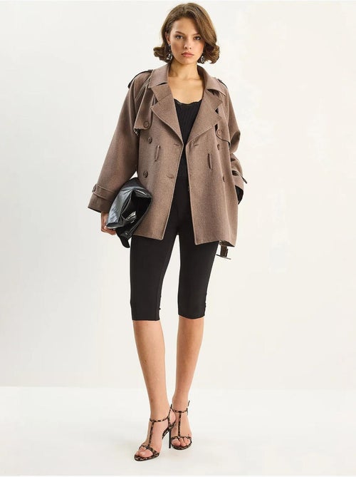 Trench coat midi em mistura de algodão com fecho de botões lucci - Kiabi Trench coat midi em mistura de algodão com fecho de botões lucci - Kiabi