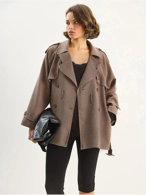 Trench coat midi em mistura de algodão com fecho de botões lucci - Kiabi Trench coat midi em mistura de algodão com fecho de botões lucci - Kiabi